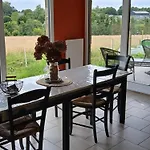 Dom wakacyjny La Cle Du Bouton D'or Leschelle