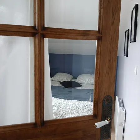 La Cle Du Bouton D'or